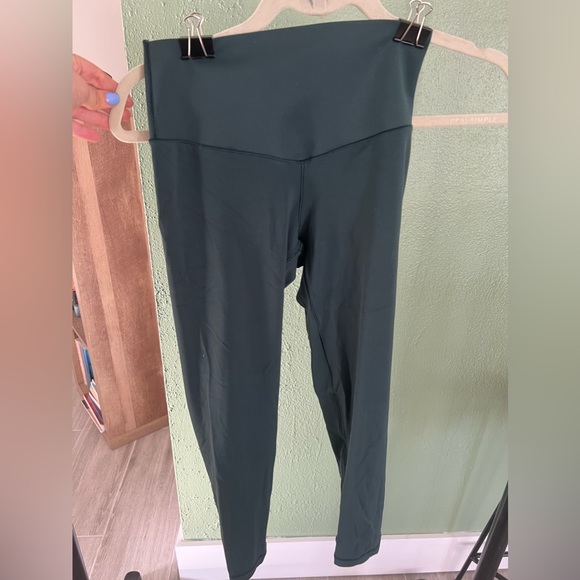 Aerie OFFL/NE high rise short green leggings - tags still attached - Picture 2 of 3